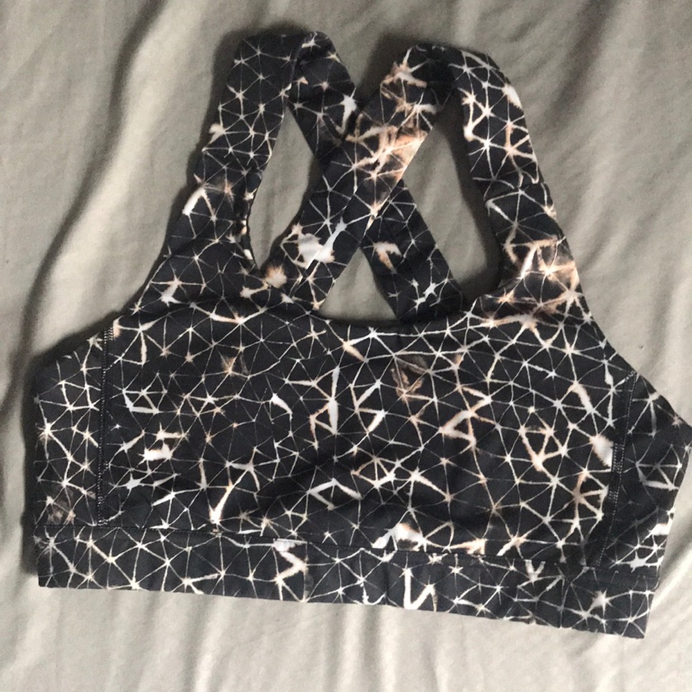 Lulu Lemon Sports Bra Size 6